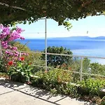 In With Sea View, Balcony, Air Conditioning, Wi-fi *