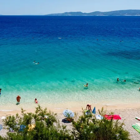 Apartament In With Sea View, Balcony, Air Conditioning, Wi-fi